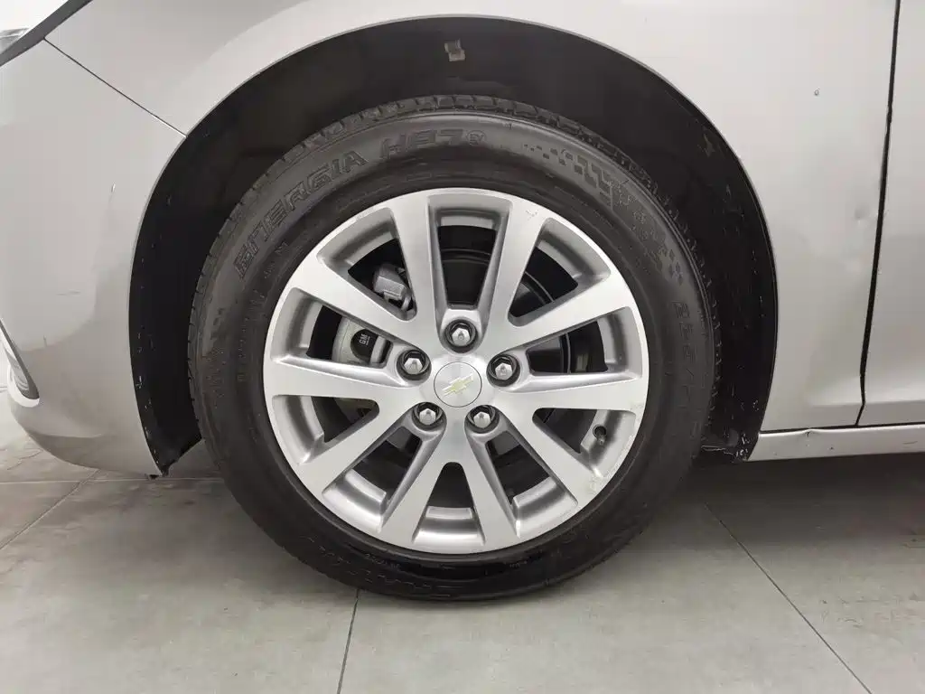 Chevrolet Malibu — миниатюра 17