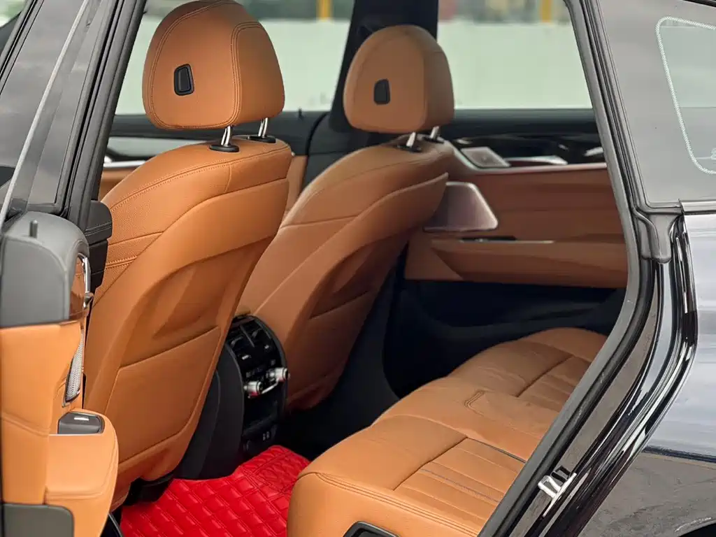 BMW 6 Series GT — миниатюра 6