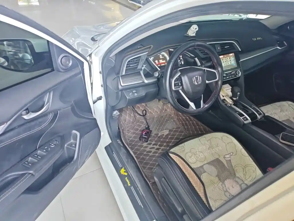 Honda Civic — миниатюра 16