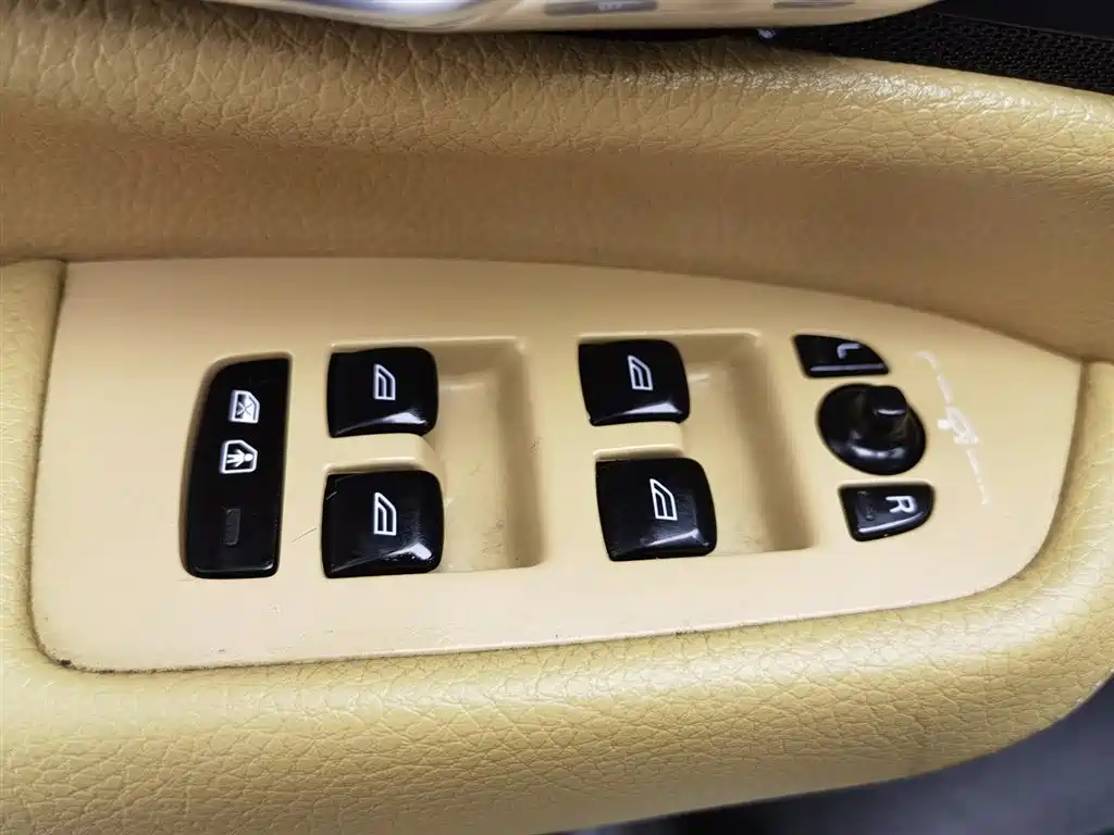 Volvo XC90 2018 T5 7 мест