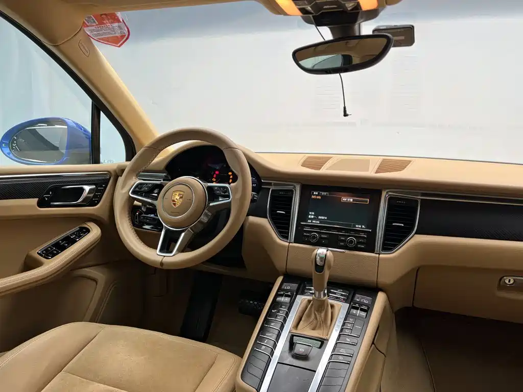 Porsche Macan — миниатюра 24