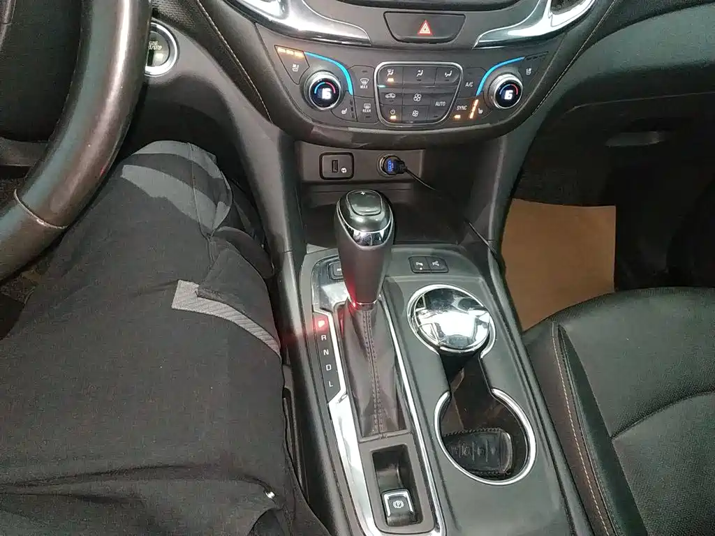 Chevrolet Equinox 2017 550T AT