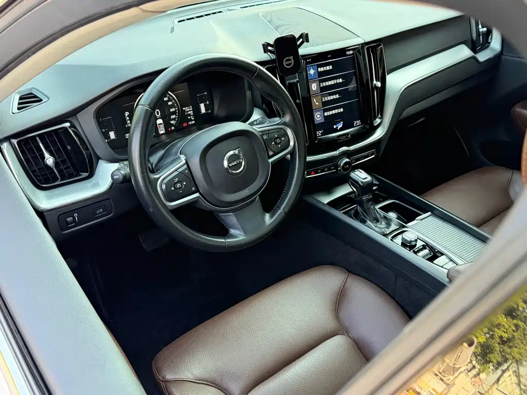 Volvo XC60 T5 4WD Smart Leisure Edition China VI, фото 6