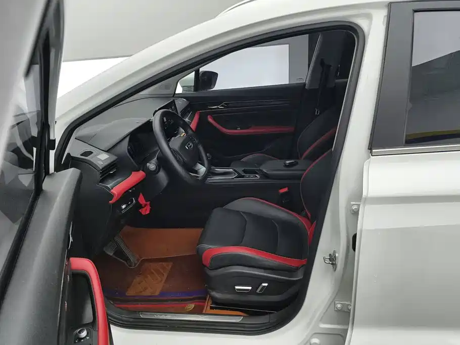 Geely Emgrand S — миниатюра 9
