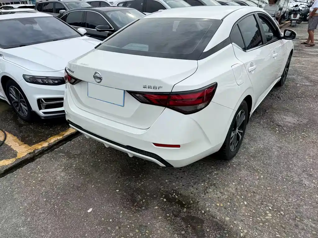 Nissan Sylphy — миниатюра 4