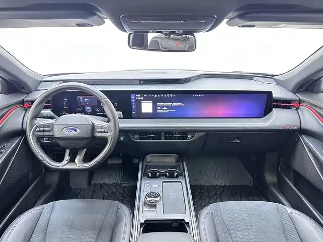 Ford Mondeo — миниатюра 8