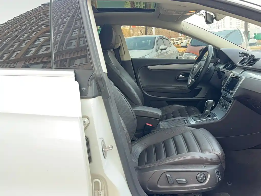 Volkswagen CC — миниатюра 7
