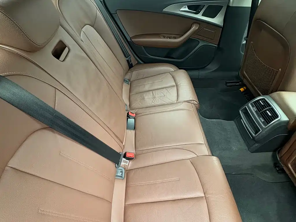 Audi A6L — миниатюра 11