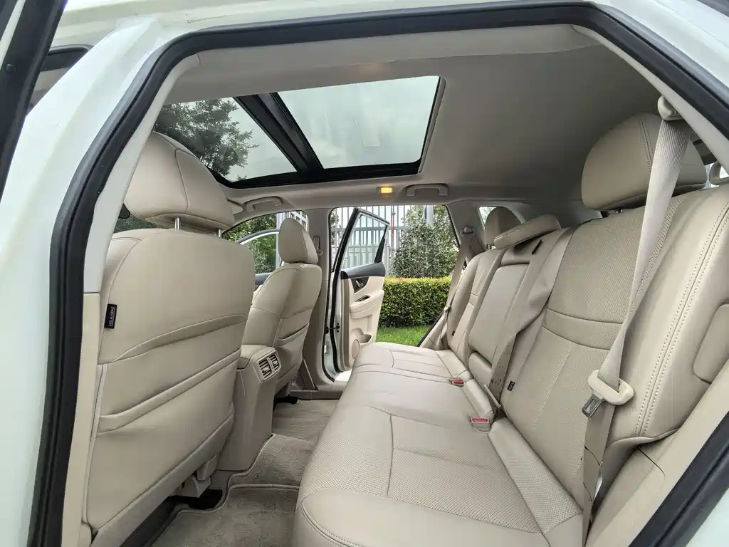 Nissan X-Trail — миниатюра 10