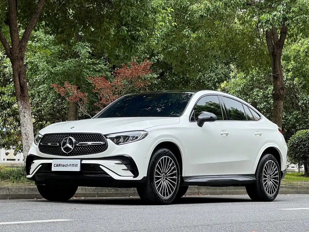 奔驰GLC轿跑 2025款 GLC 260 4MATIC 轿跑SUV 2025