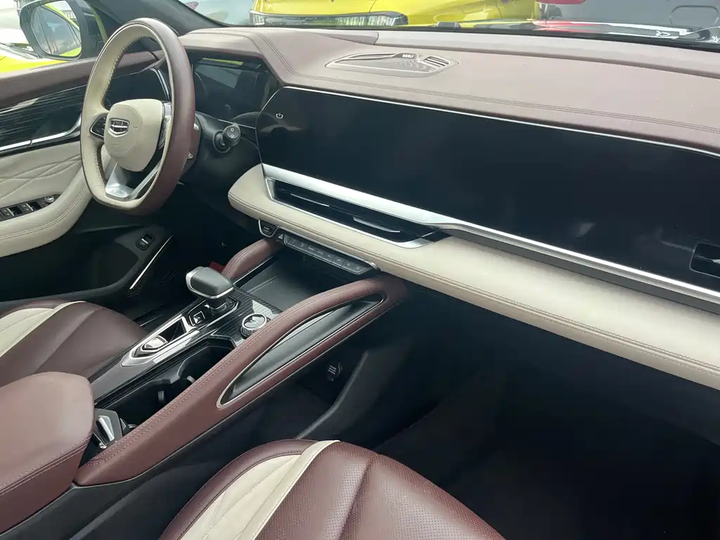Geely Xingyue L — миниатюра 12