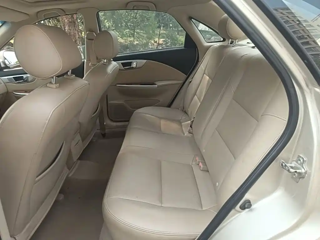 Buick Excelle — миниатюра 17