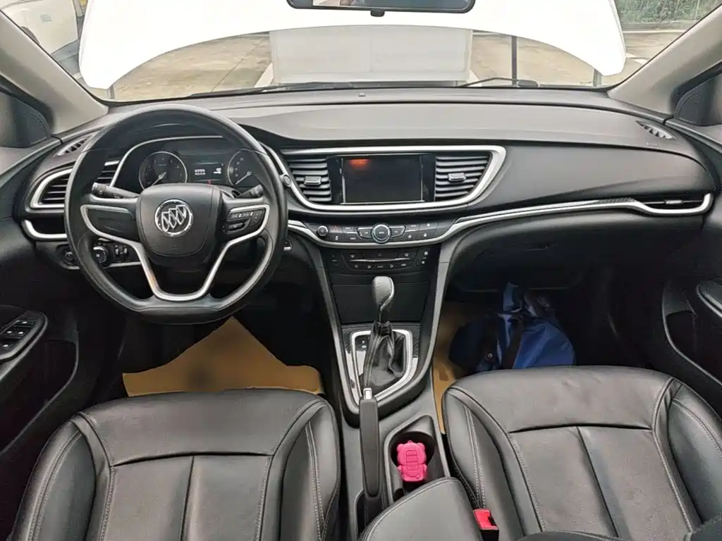 Buick Excelle — миниатюра 10