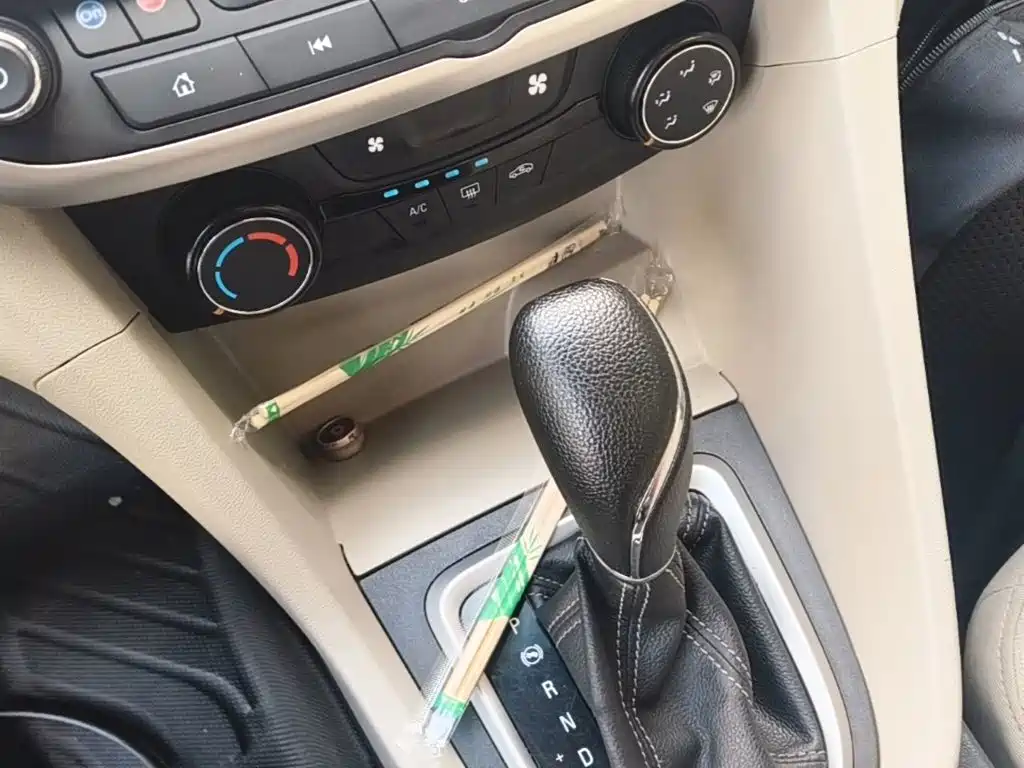 Buick Excelle — миниатюра 14