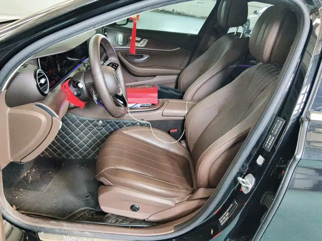 Mercedes-Benz E-Class — миниатюра 8