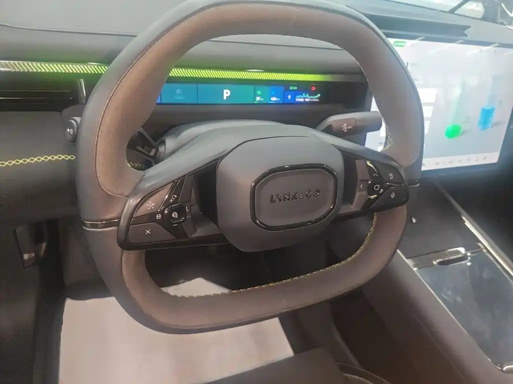 Lynk & Co 10 — миниатюра 11