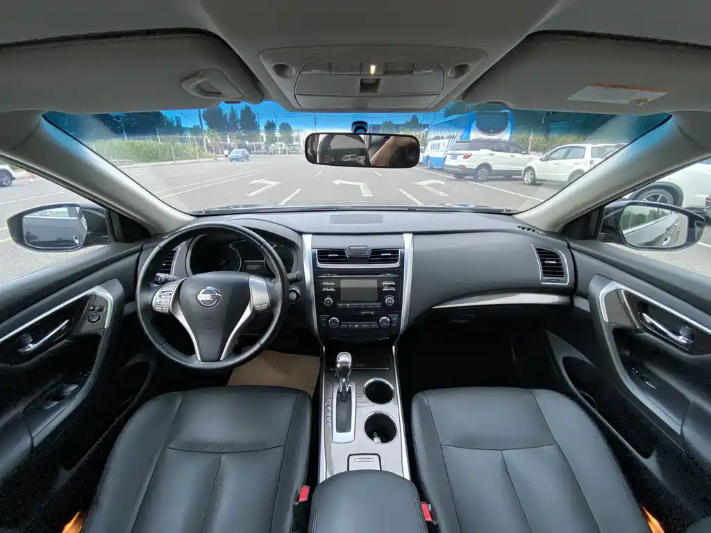 Nissan Teana — миниатюра 8
