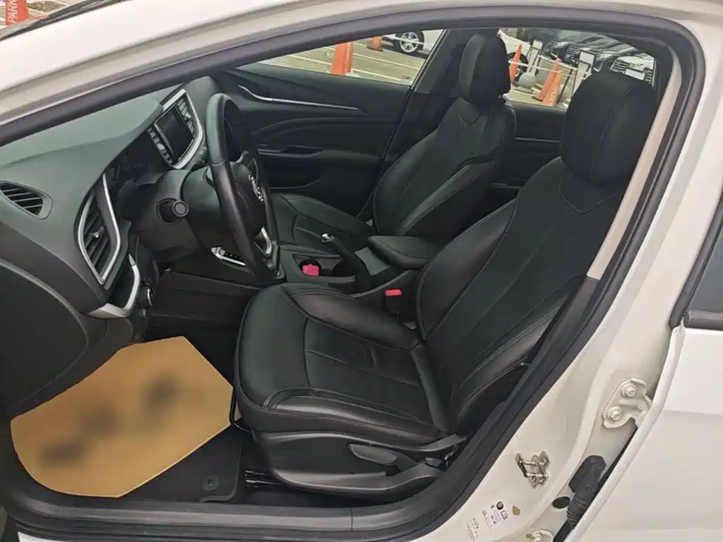 Buick Excelle — миниатюра 15
