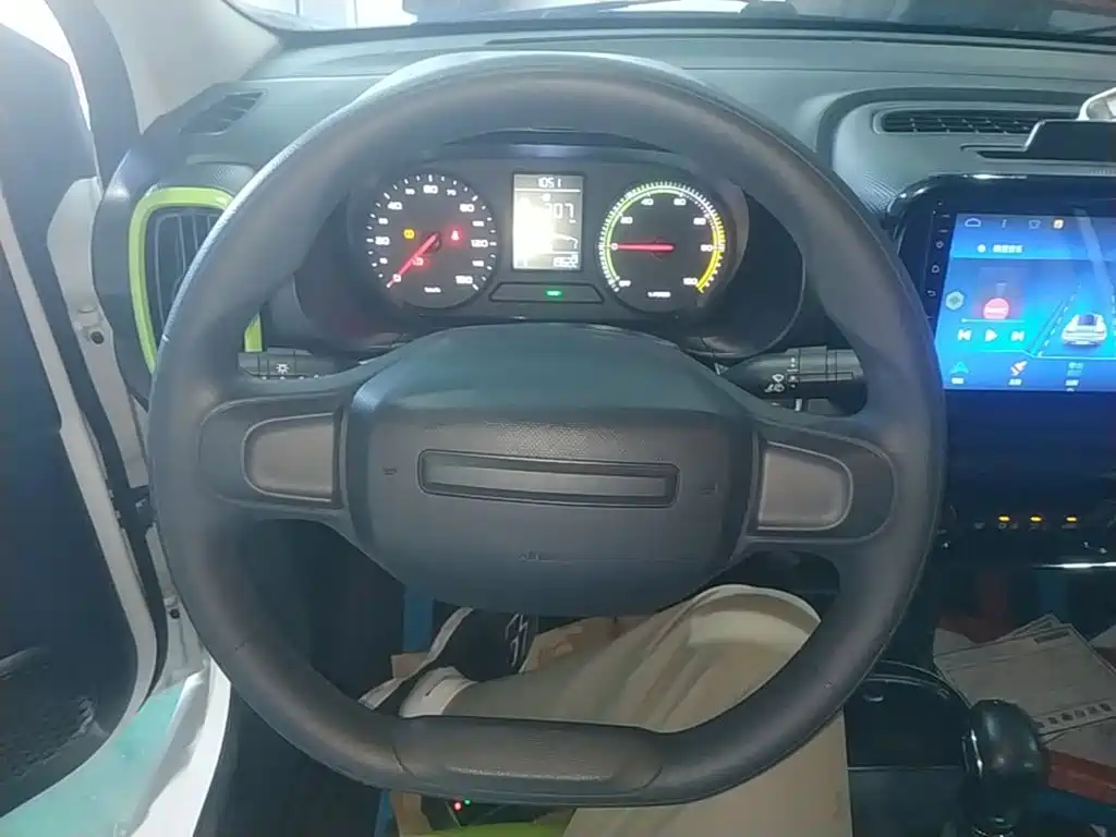 Roewe Clever — миниатюра 11