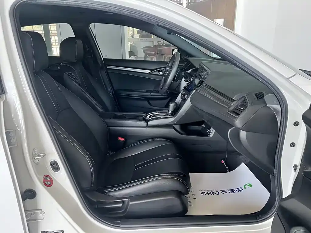 Honda Civic — миниатюра 23