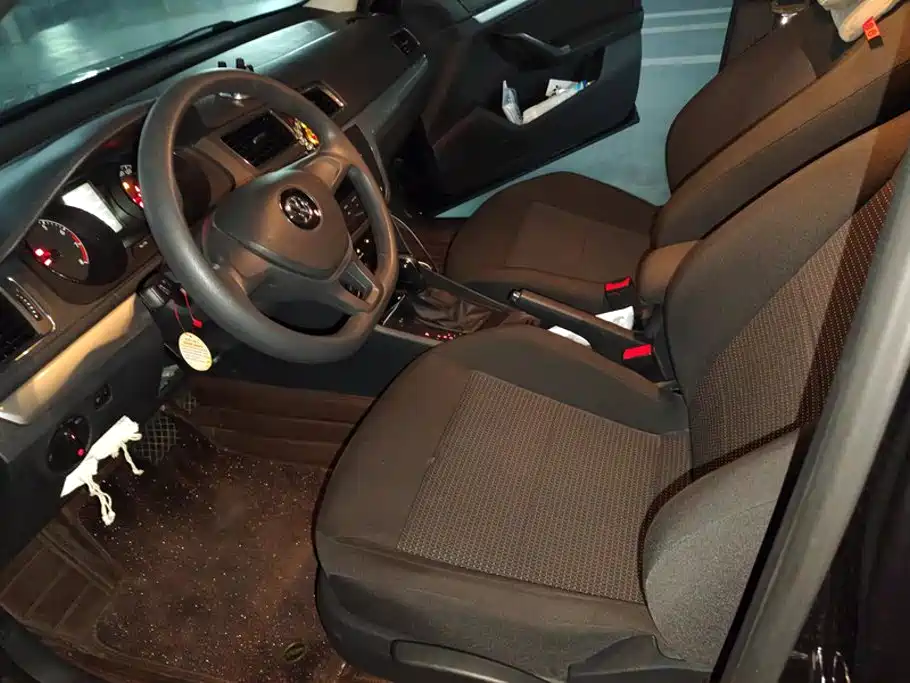 Volkswagen Lavida — миниатюра 9