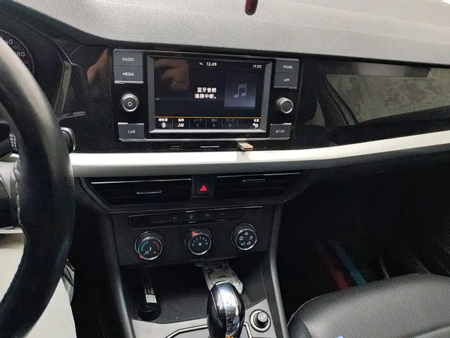 Volkswagen Lavida — миниатюра 13