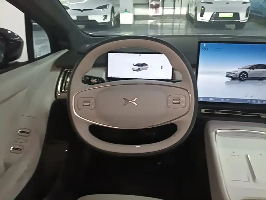 XPeng P7+ — миниатюра 11