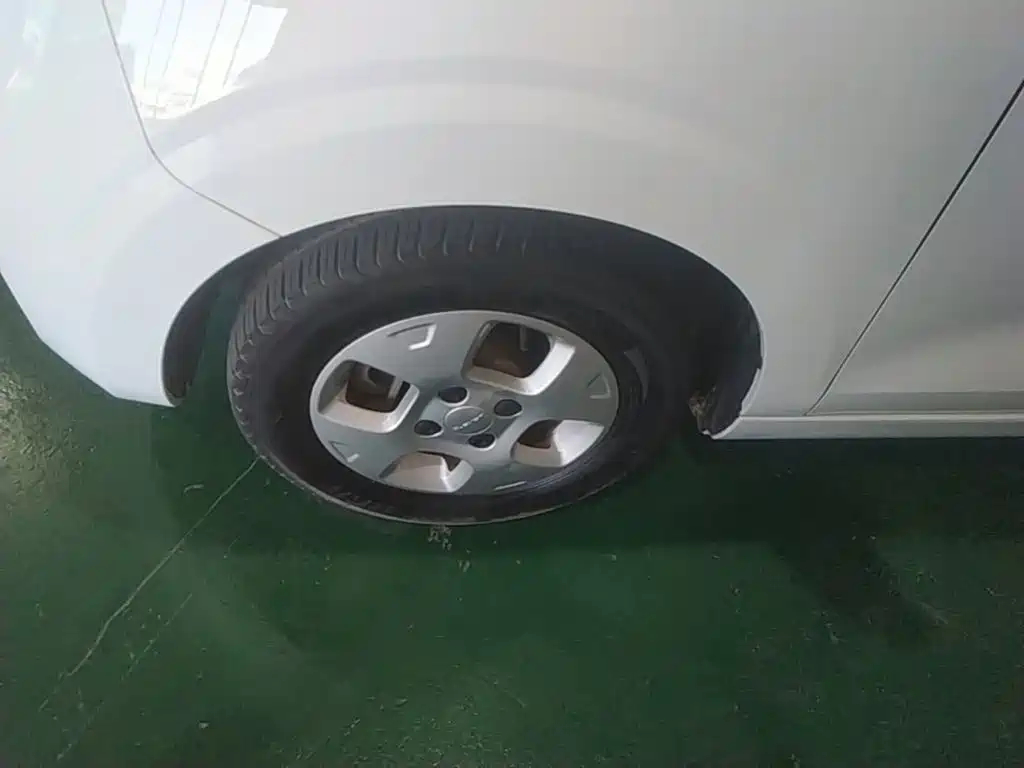 Roewe Clever — миниатюра 23