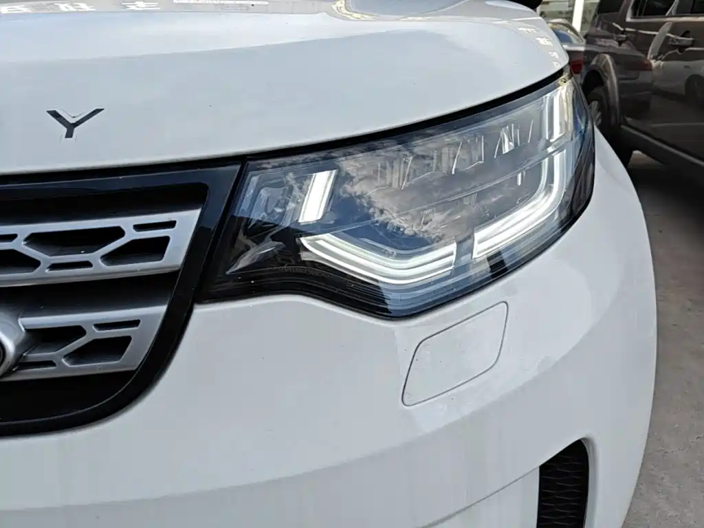 Land Rover Discovery — миниатюра 24
