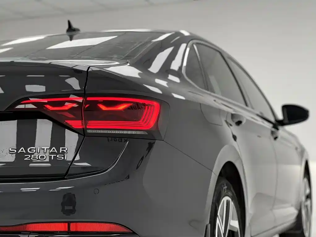 Volkswagen Sagitar — миниатюра 13