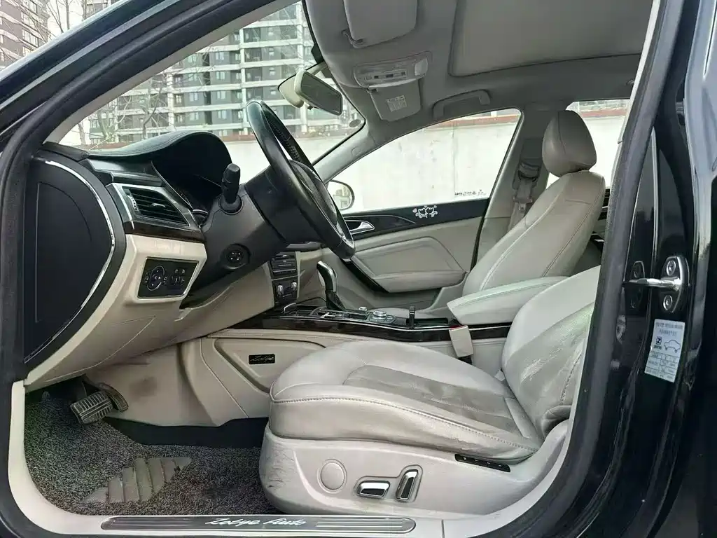 Zotye Zotye Z700 — миниатюра 6