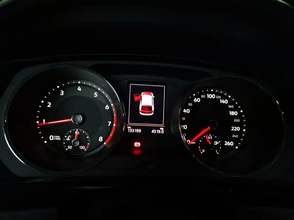 Volkswagen Tiguan L — миниатюра 12