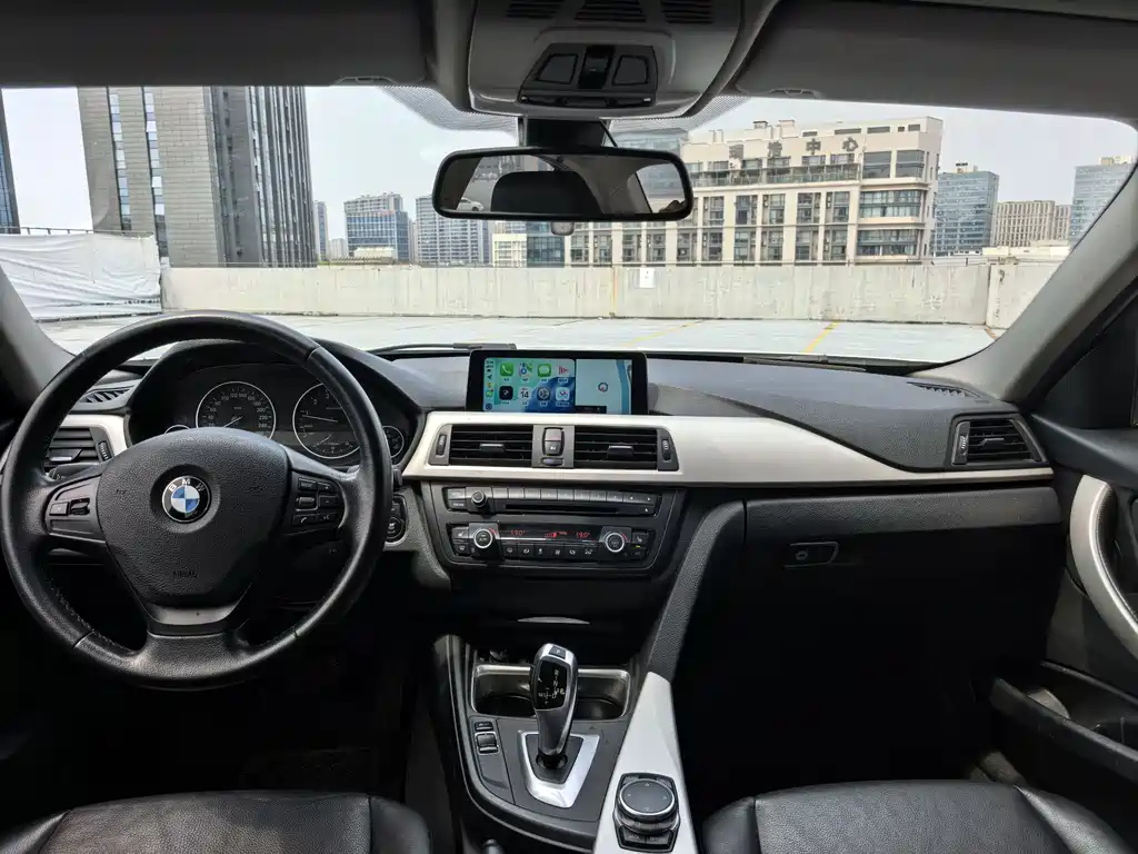 BMW 3 Series — миниатюра 9
