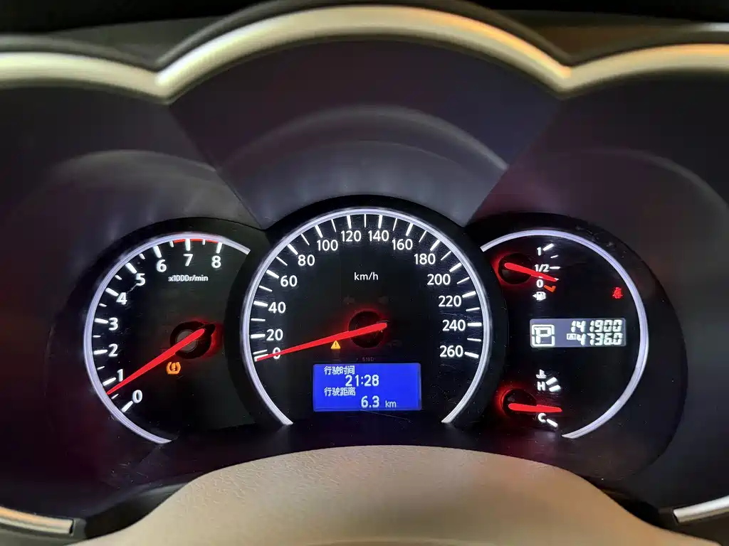 Nissan Quest — миниатюра 29