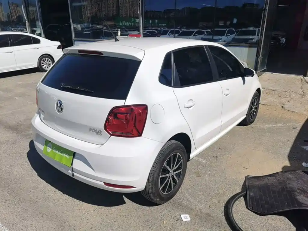 Volkswagen Polo — миниатюра 7