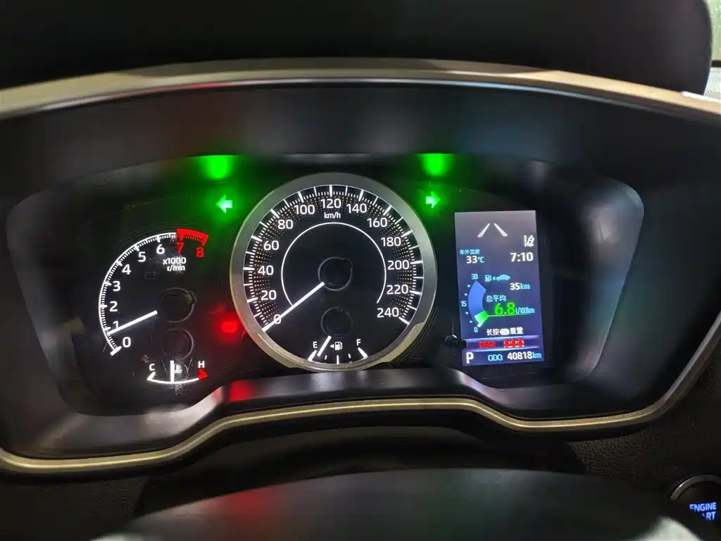 Toyota Frontlander — миниатюра 9