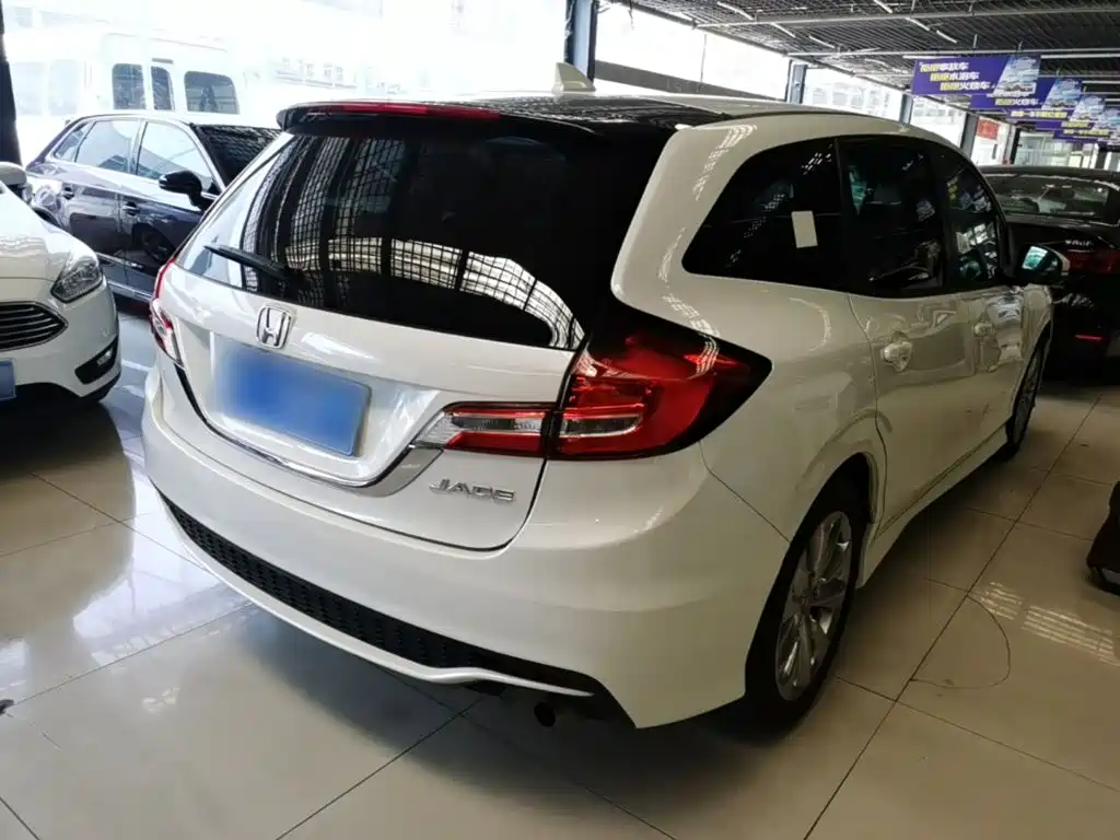Honda Jade — миниатюра 7