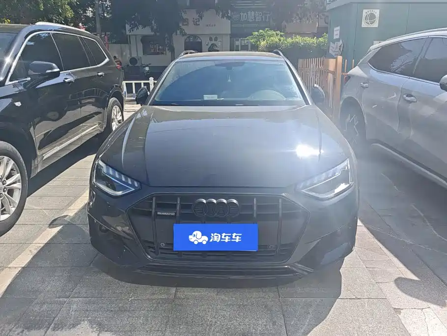 Audi A4 (Import)