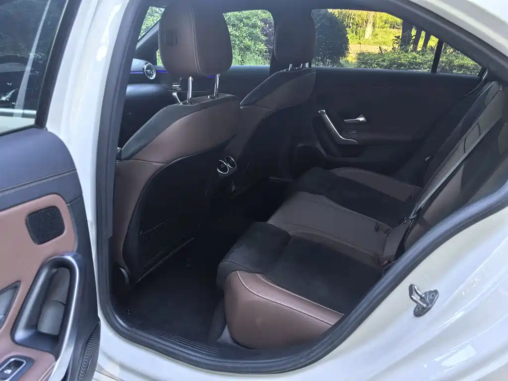 Mercedes-Benz A-Class A 2020 A 200 L Sport