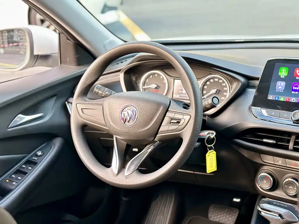 Buick Verano — миниатюра 20