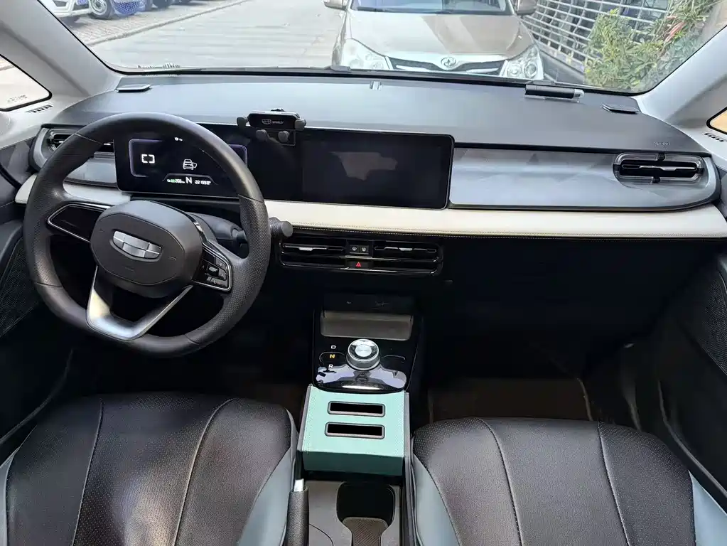 GEELY GEOMETRY E FIREFLY