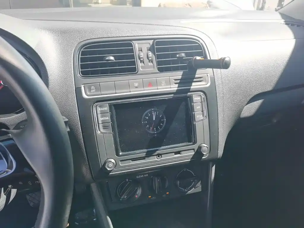Volkswagen Polo — миниатюра 13