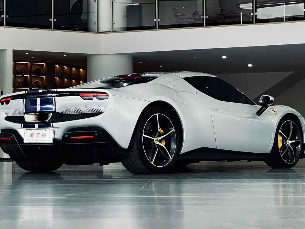 Ferrari 296 — миниатюра 13