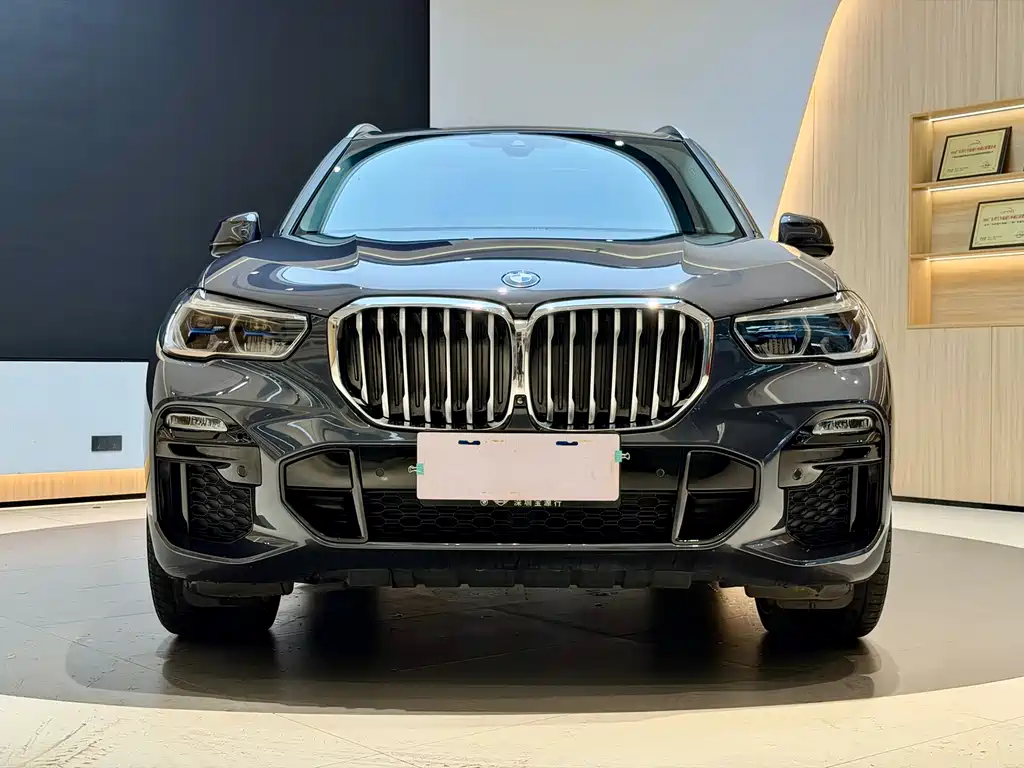 BMW X5 2021 xDrive40i M Sport