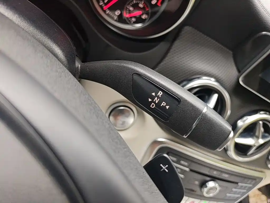 Mercedes-Benz GLA — миниатюра 14