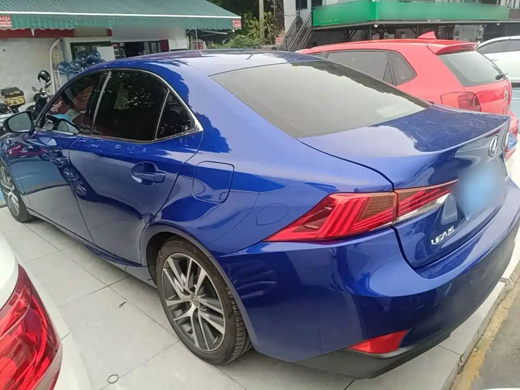 Lexus IS — миниатюра 5