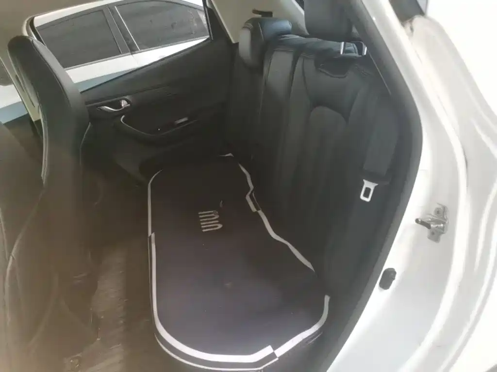 Changan Benben E-Star — миниатюра 17