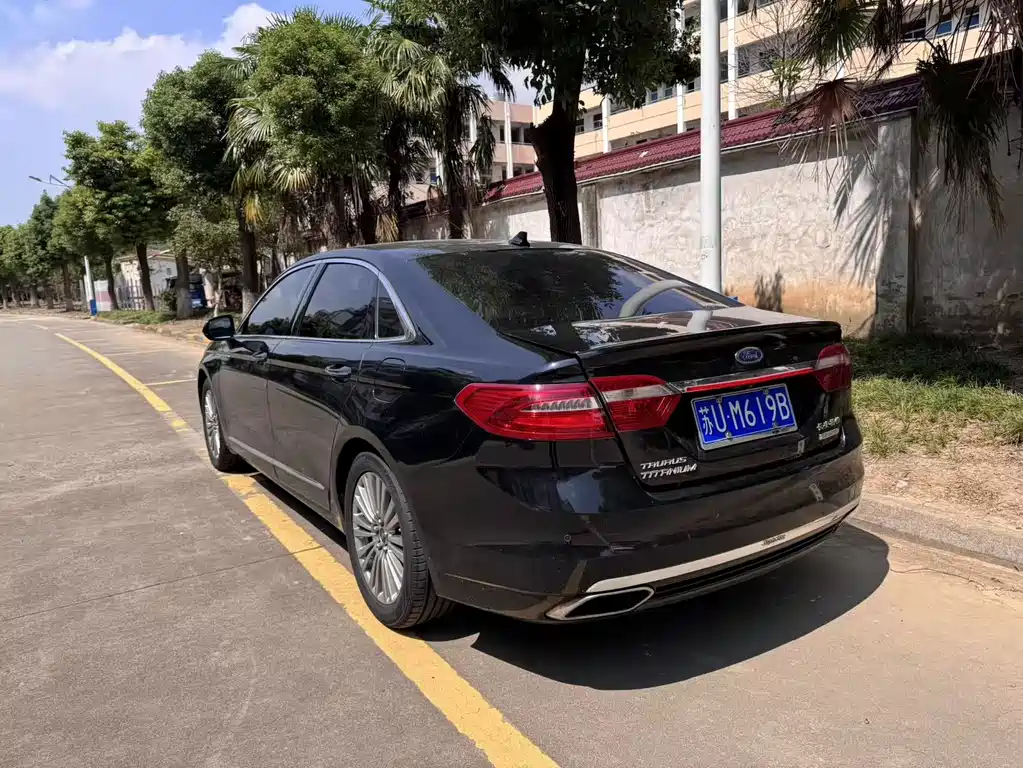Ford Taurus — миниатюра 15