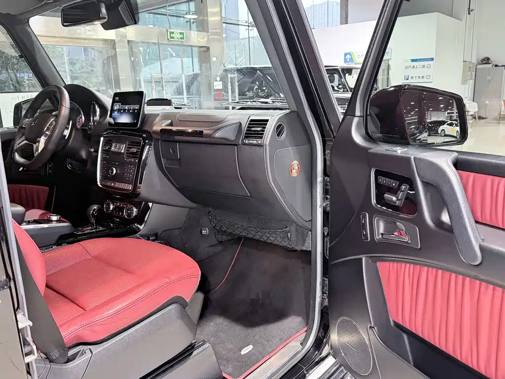 Mercedes-Benz G-Class — миниатюра 23