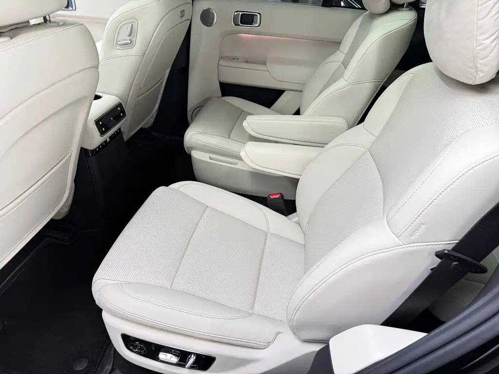 Li Auto Li L8 — миниатюра 12